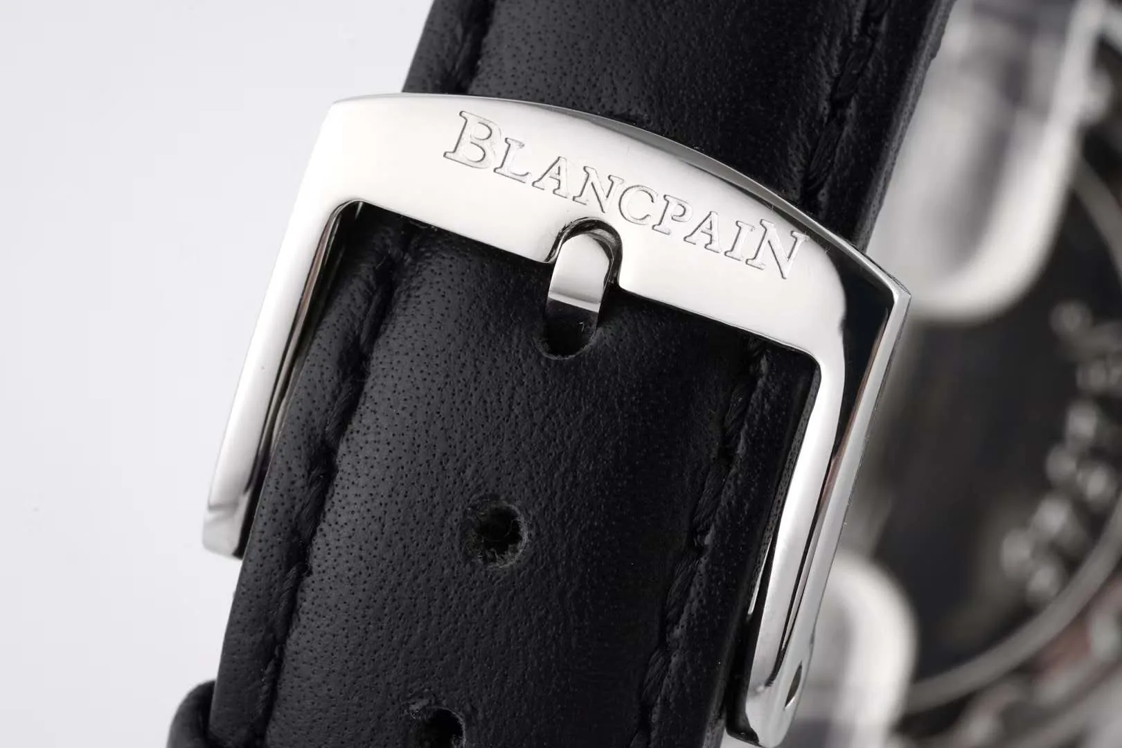 Hundred Hours schwarzes Zifferblatt in Stahl am schwarzen Lederarmband – Bild 6