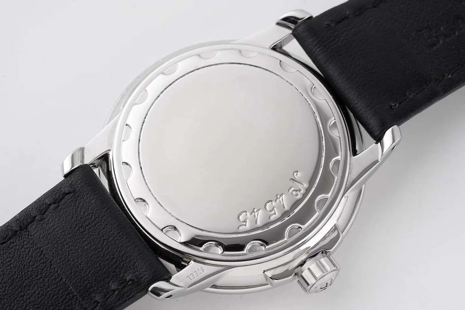 Hundred Hours schwarzes Zifferblatt in Stahl am schwarzen Lederarmband – Bild 5