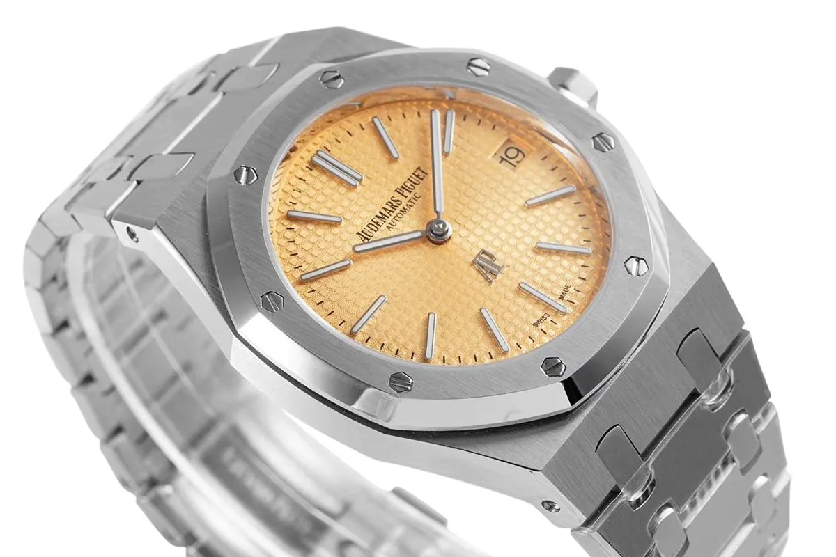 Royal Oak 15202 39mm Yellow Dial - Image 4