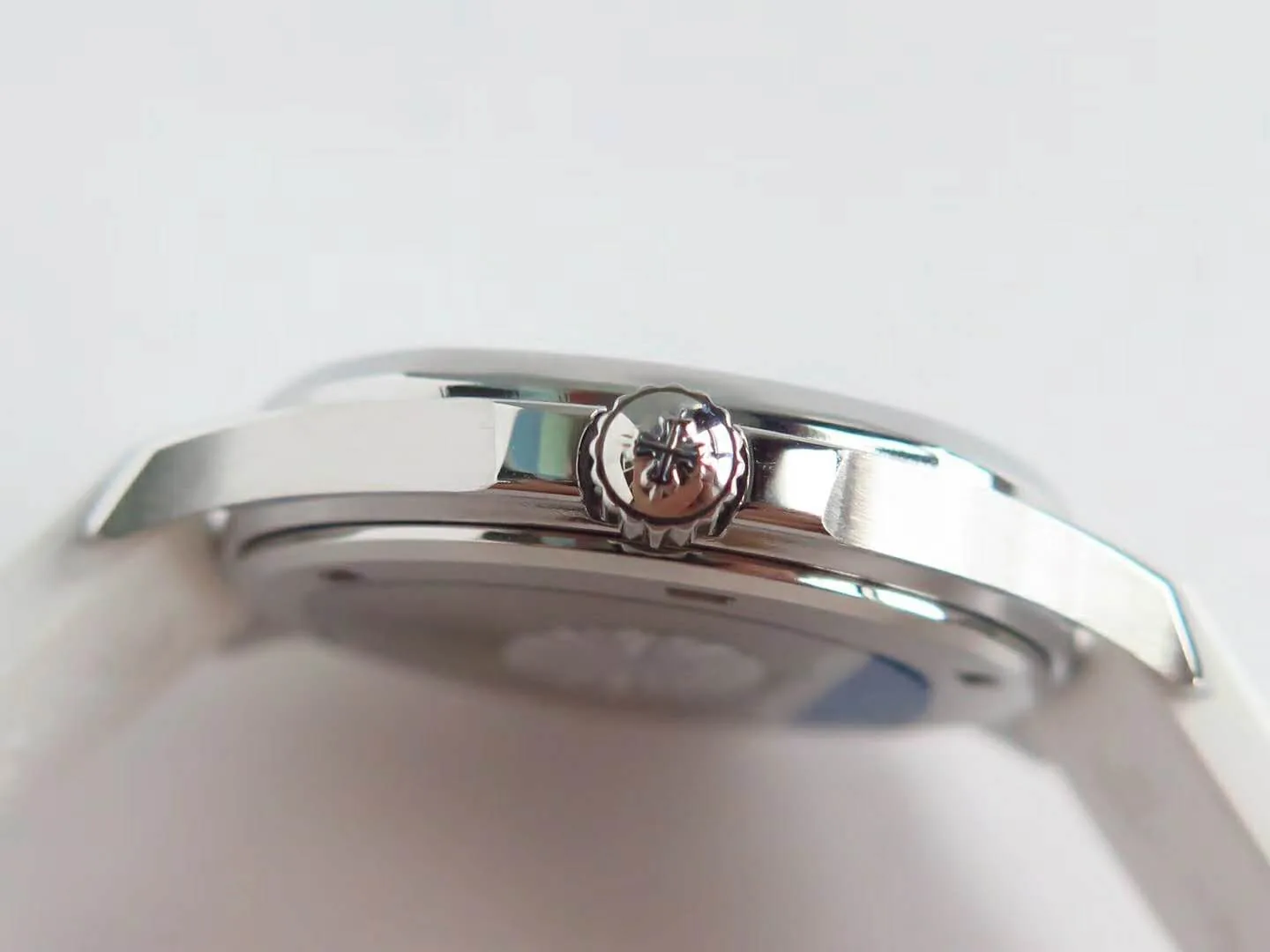 Aquanaut Luce 5067A-011 esfera blanca en acero - Imagen 7