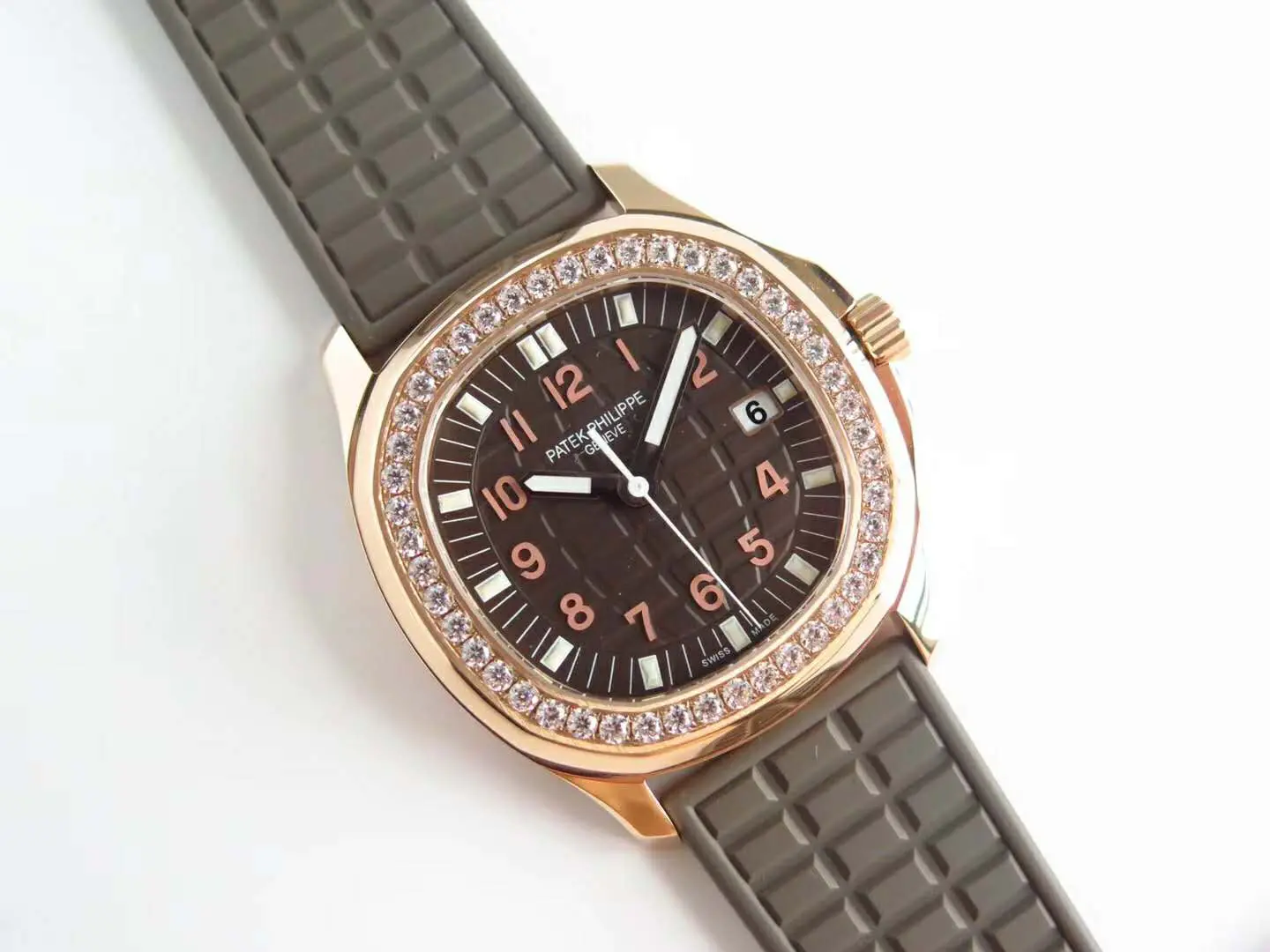 Aquanaut Luce 5068R-001 esfera marrón en oro rosa - Imagen 2