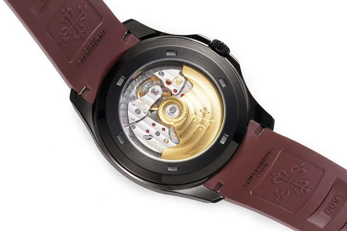 Aquanaut 5167A ‘Black Venom Limited Edition’ schwarzes Zifferblatt am braunen Kautschukarmband – Bild 8