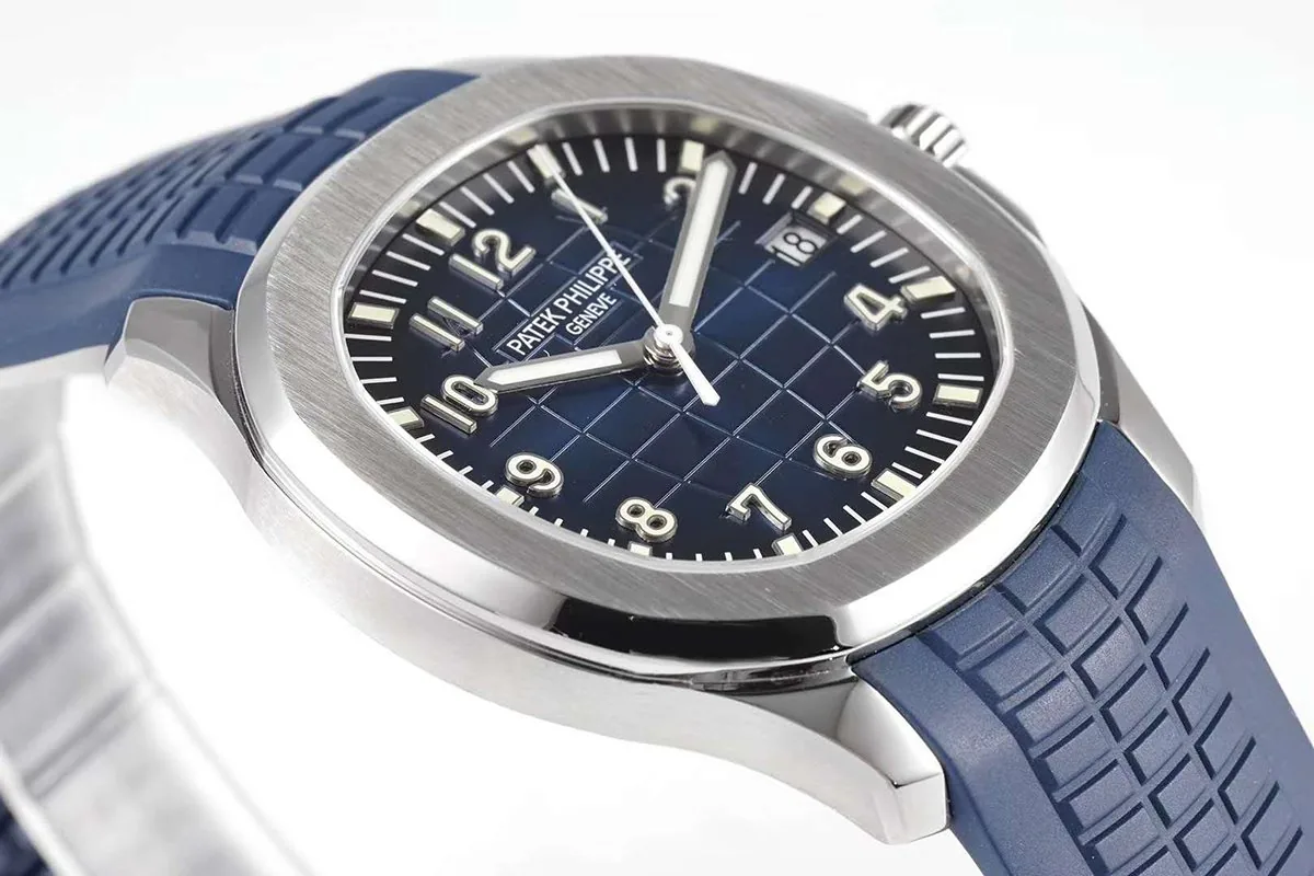 Aquanaut 5168G Blue Dial in White Gold - Image 6