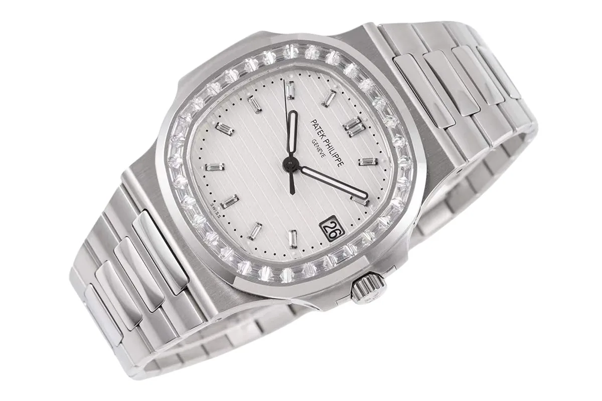 Nautilus Jumbo 5711/1A-011 quadrante bianco con lunetta con diamanti - immagine 4