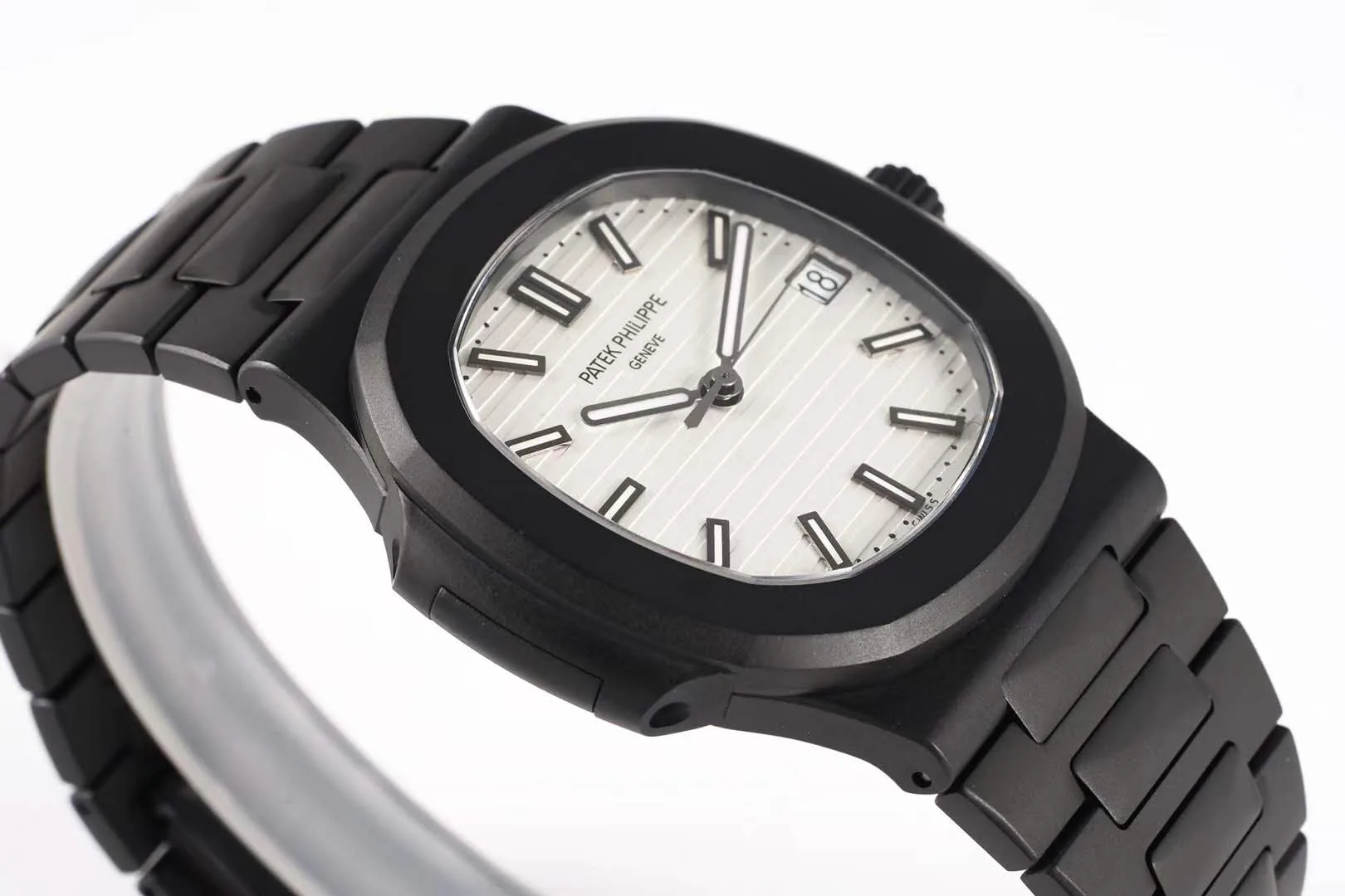 Nautilus Jumbo 5711’Black Venom Limited Edition’ White Dial - Image 3