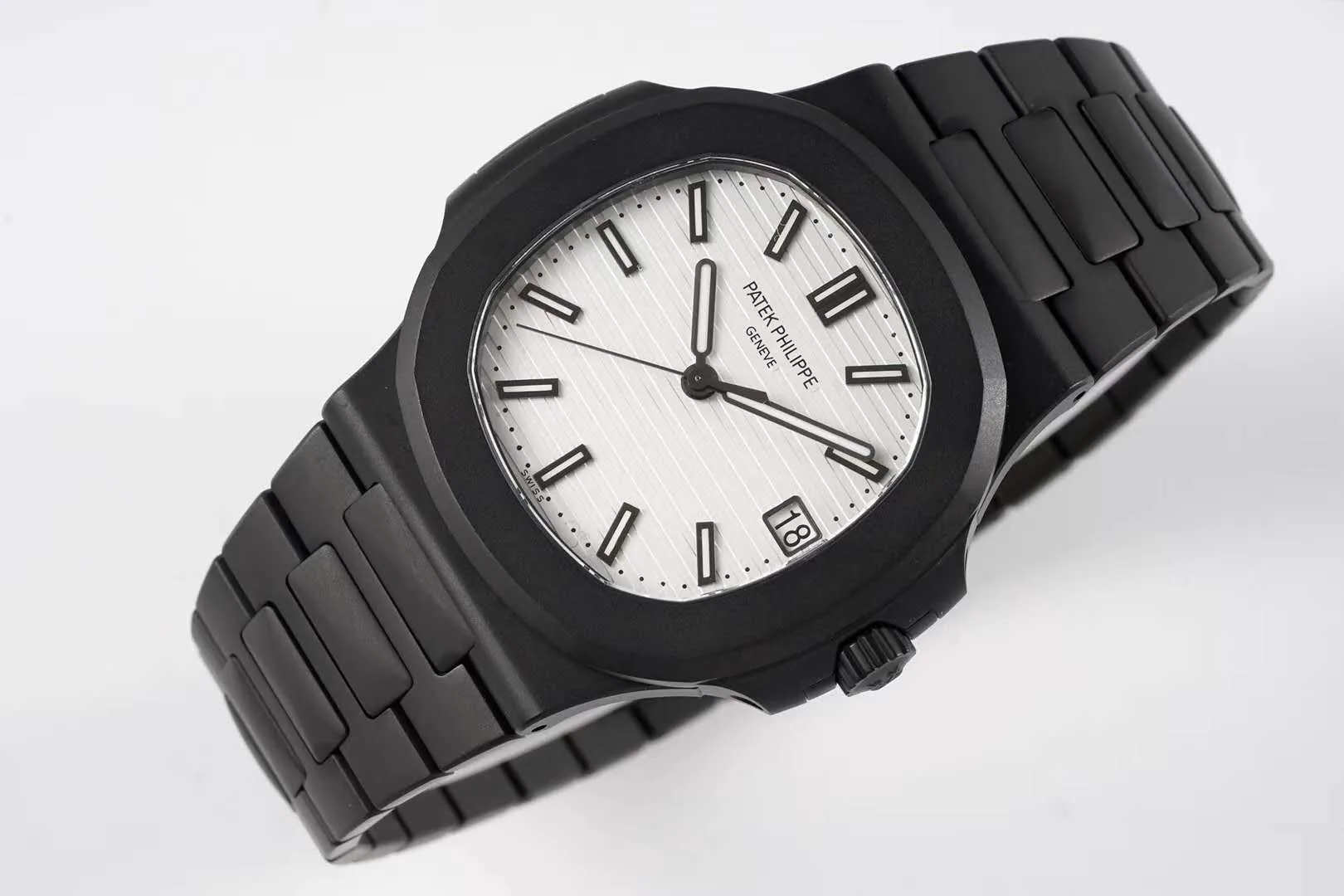Nautilus Jumbo 5711’Black Venom Limited Edition’ White Dial - Image 2