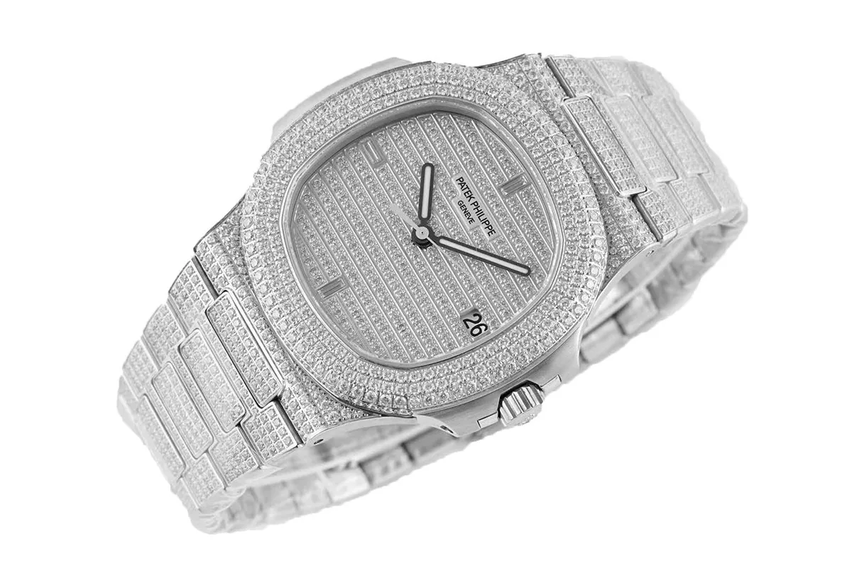 Nautilus Jumbo 5711 Diamond Dial in White Gold with Paved Diamonds - Image 3