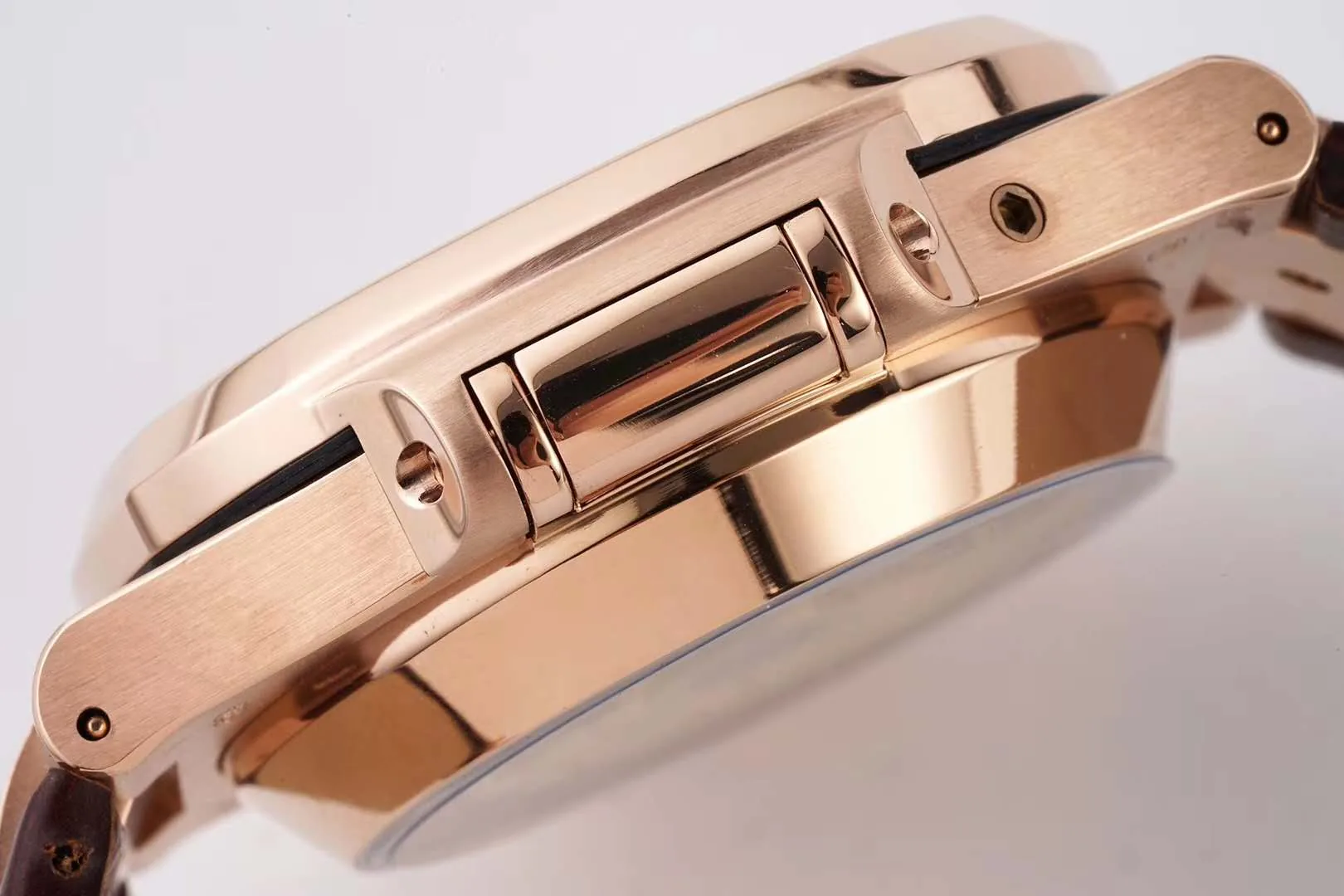 Nautilus Chronograph 5980/1R in Rose Gold on Brown Leather Strap - Image 8