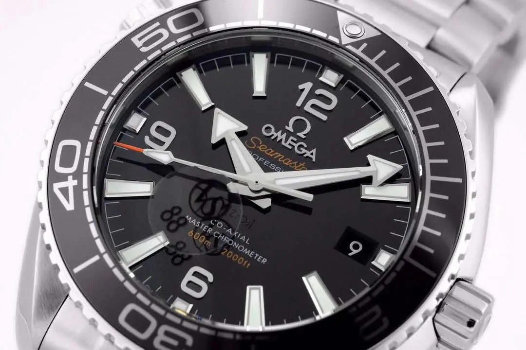 Seamaster Planet Ocean 600M Co-Axial Master Chronometer Black Dial 39.5mm on Bracelet - Image 7
