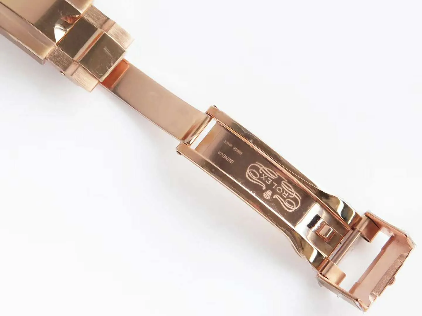 GMT Master II 126715 CHNR Clean Facctory “Rootbeer” in Rose Gold - Image 9