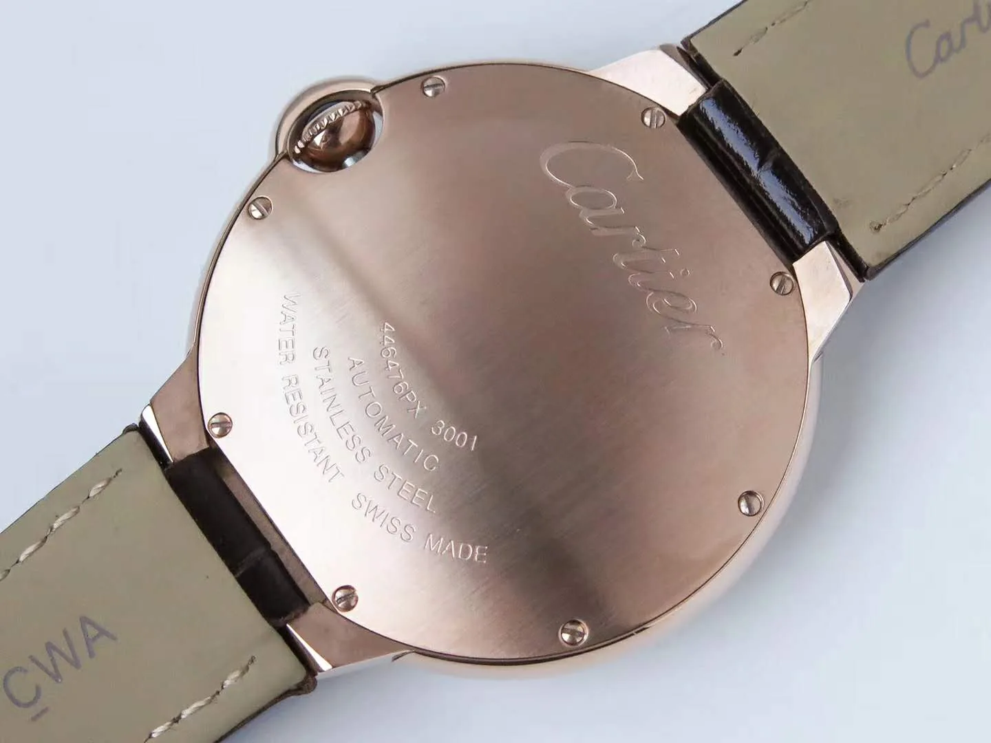 Ballon Bleu de Cartier 42mm quadrante bianco con diamanti in oro rosa - immagine 5