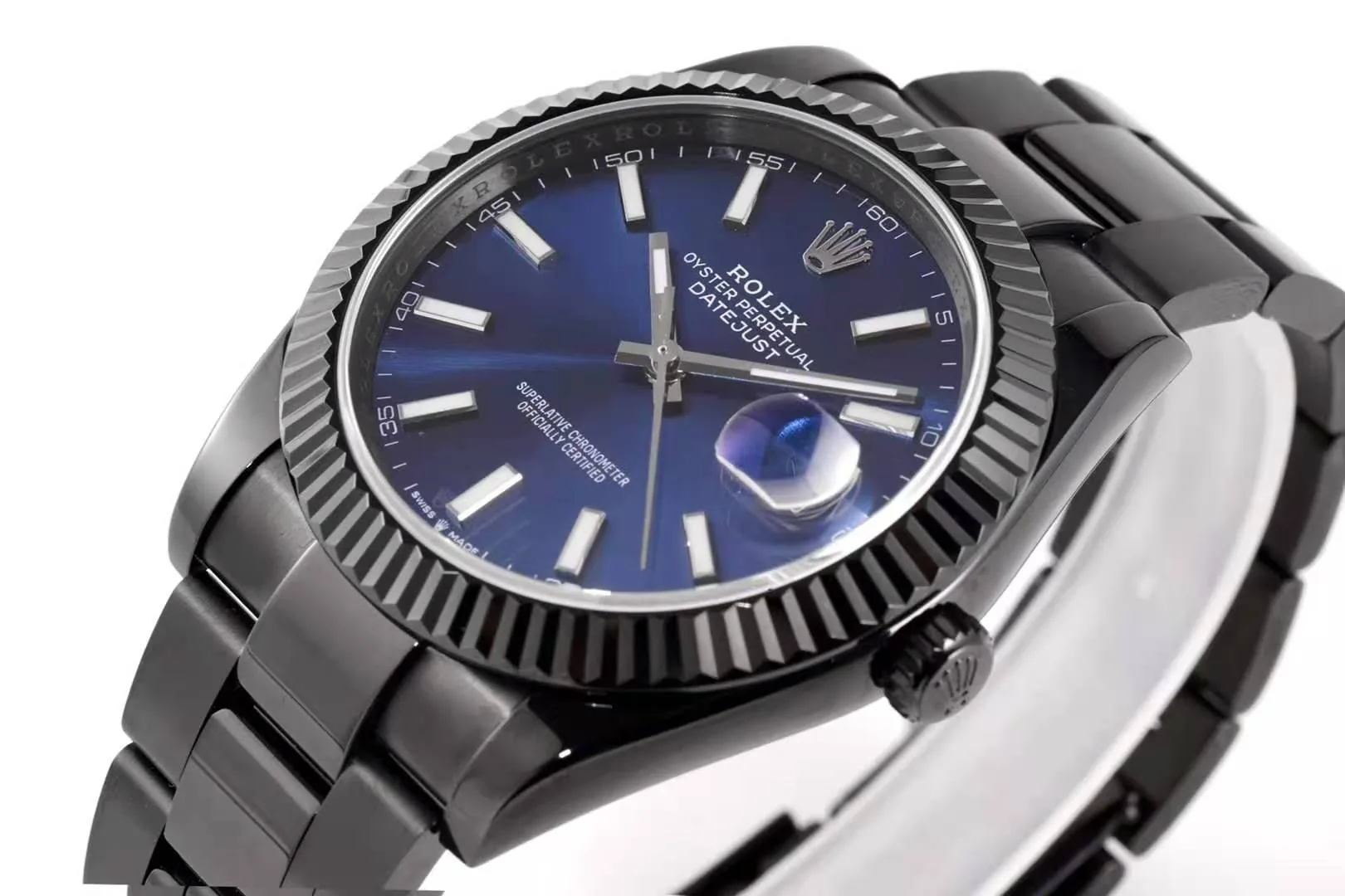 Datejust 41 cadran bleu index bâtons en PVD noir – Image 5