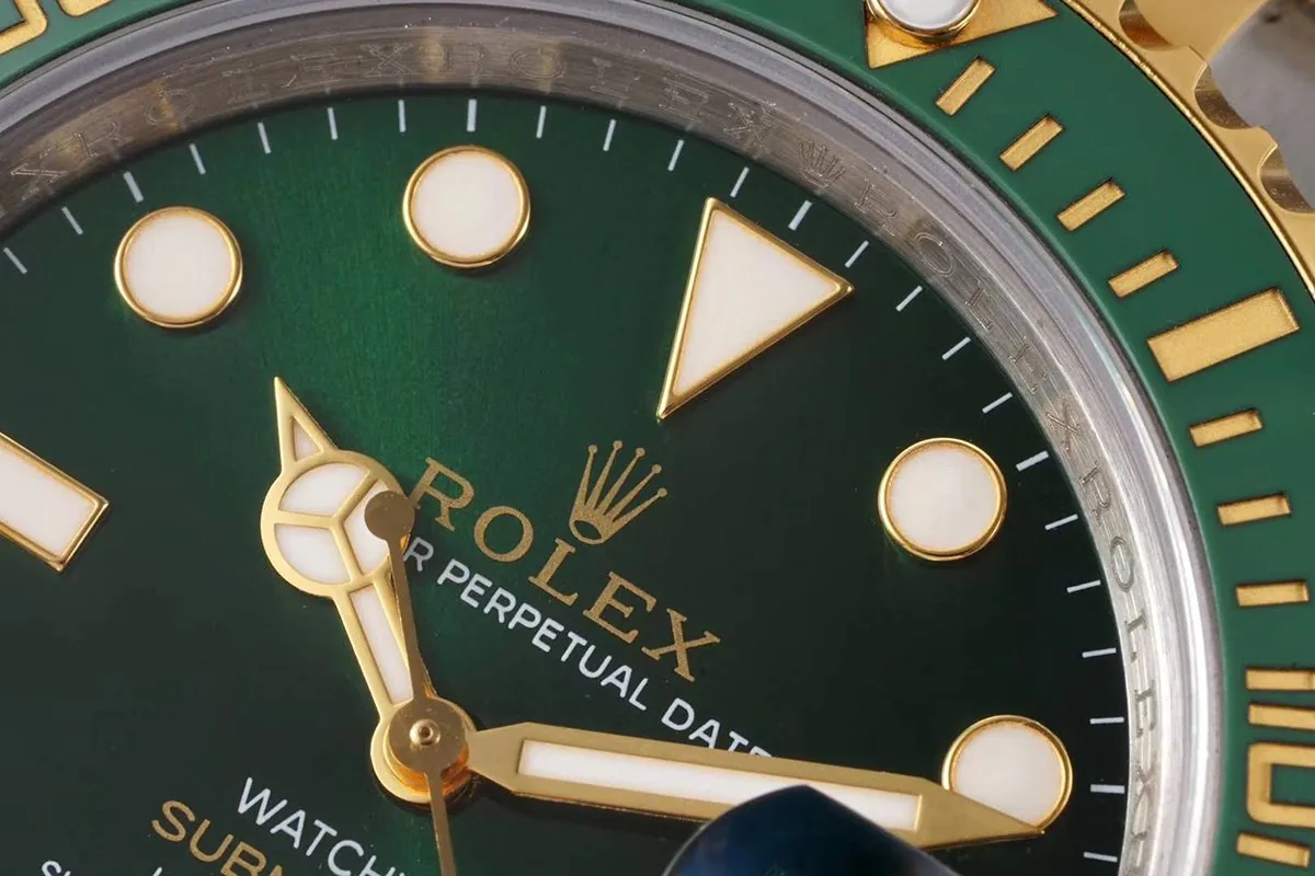 Submariner 116613LV ‘Watchvice Edition’ Hulk en or jaune et acier – Image 4