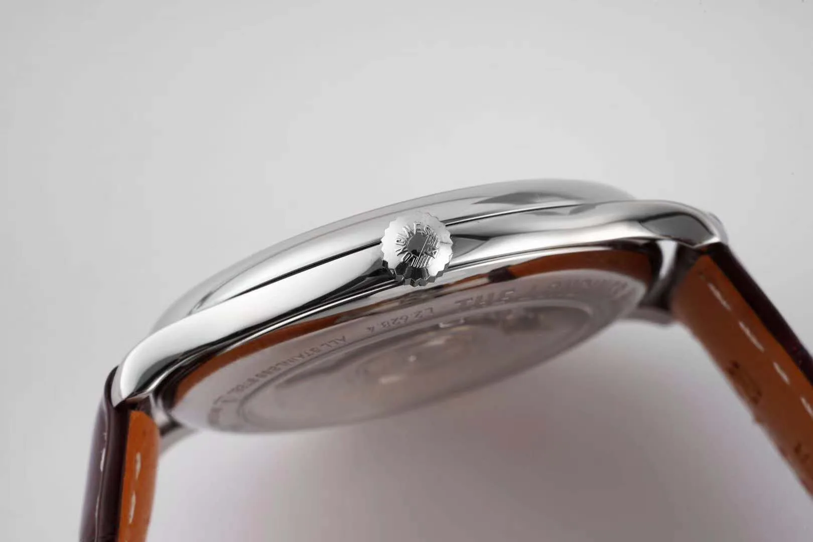Master Collection weißes Zifferblatt am braunen Lederarmband – Bild 7