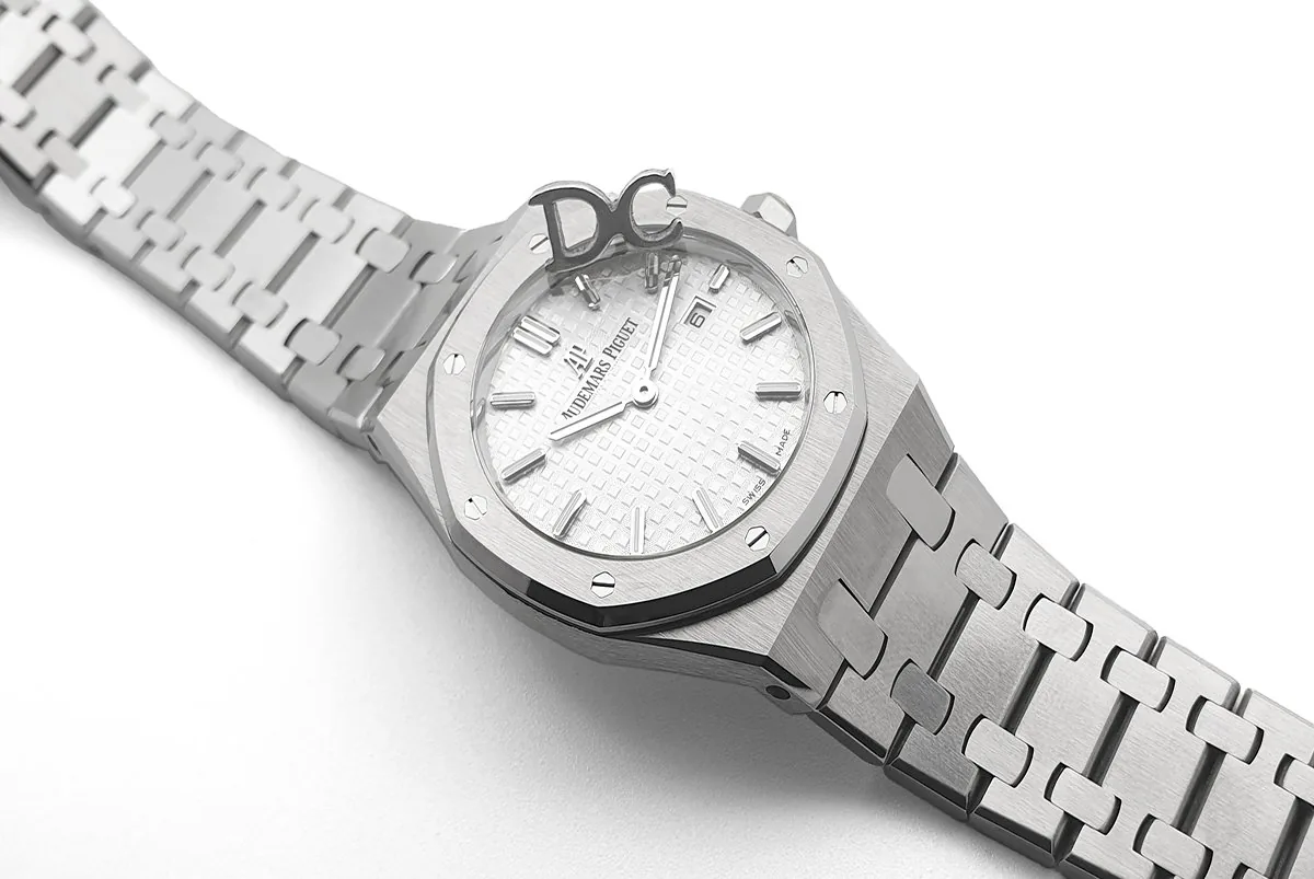Lady Royal Oak 67650 White Dial in Steel - Image 3