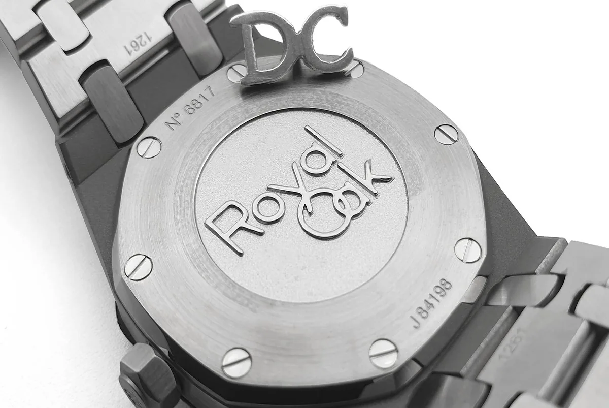 Lady Royal Oak 67650 White Dial in Steel - Image 8