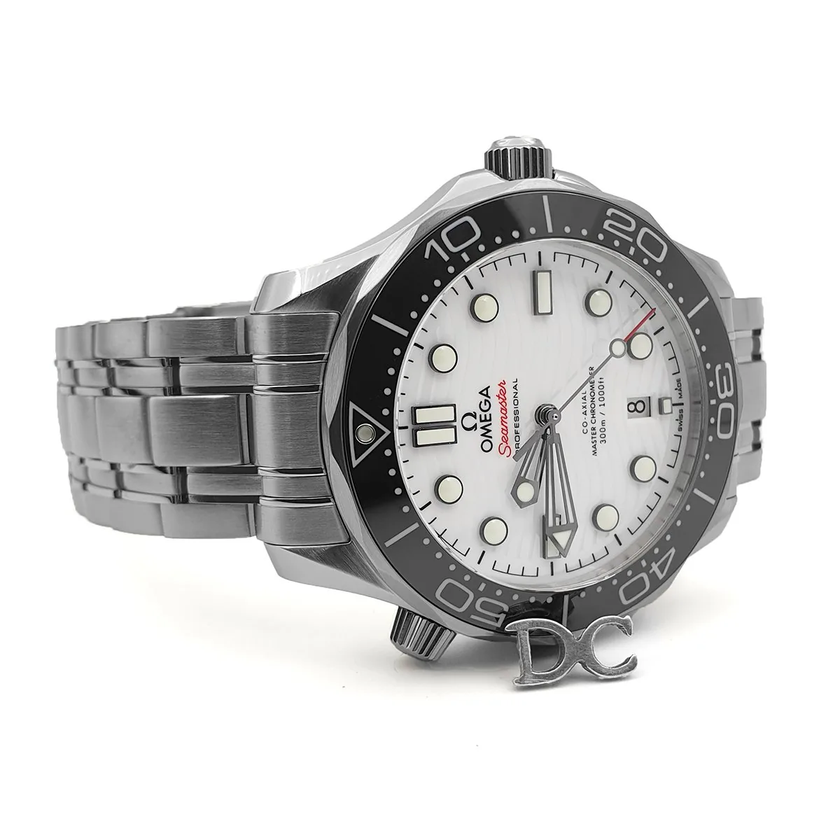 Seamaster Diver 300M Omega Co-Axial Master Chronometer 42mm White Dial with Black Bezel - Image 3