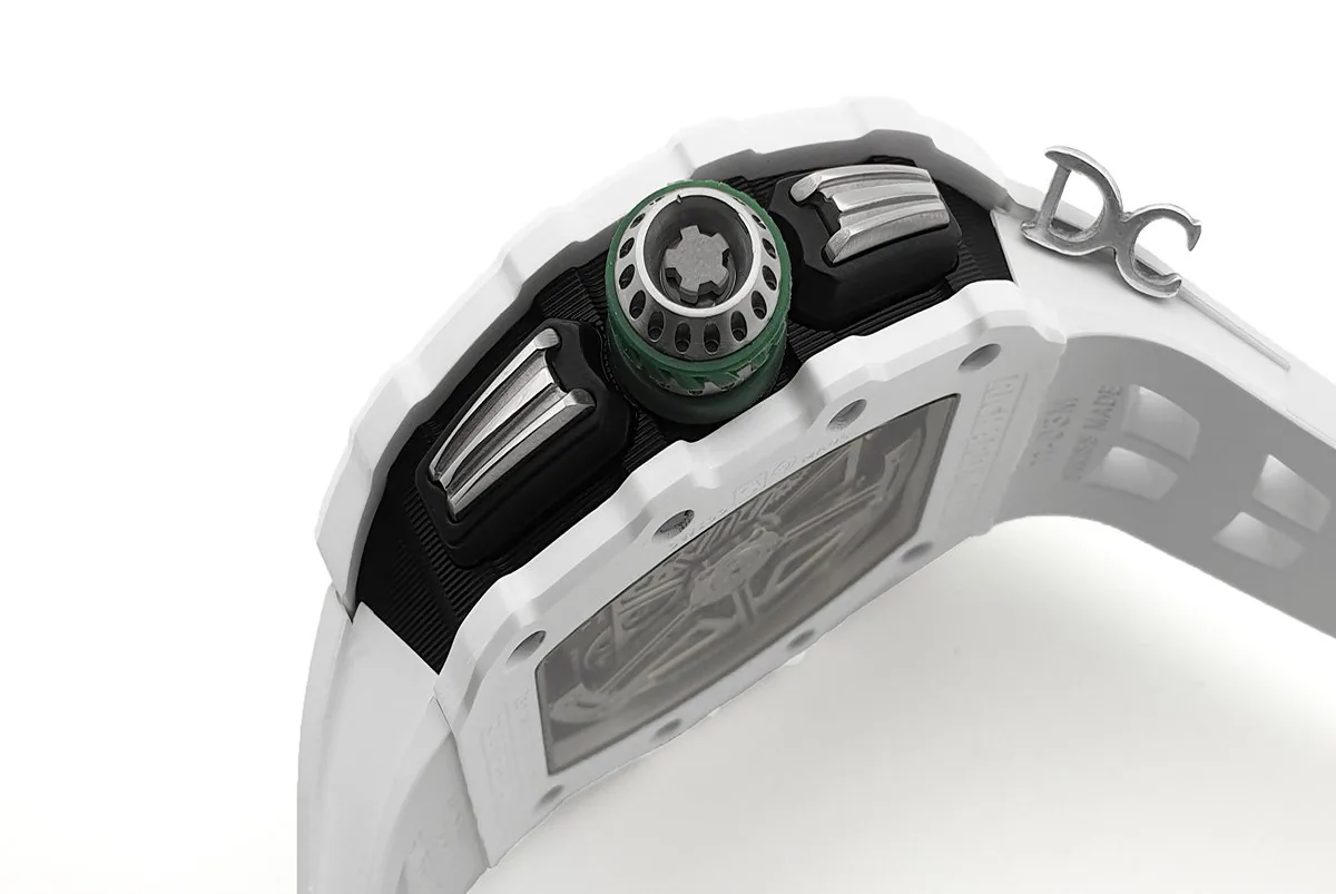 RM 011-02 Le Mans Classic Chronograph en verde con correa de caucho blanca - Imagen 9