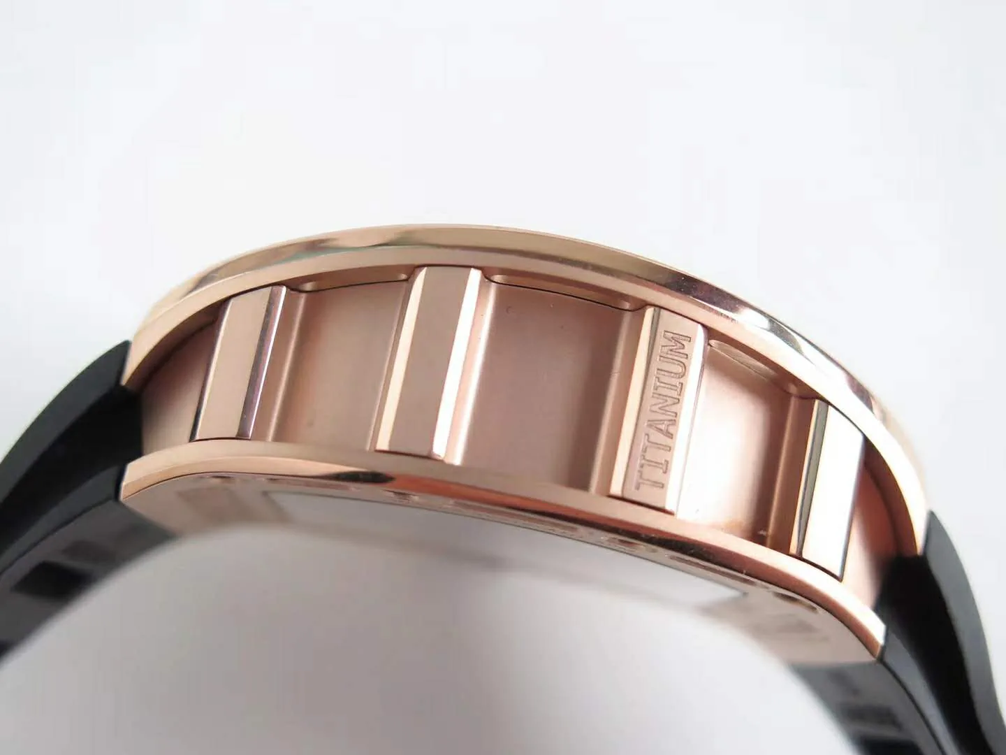 RM 052-01 Tourbillon Skull en oro rosa - Imagen 9