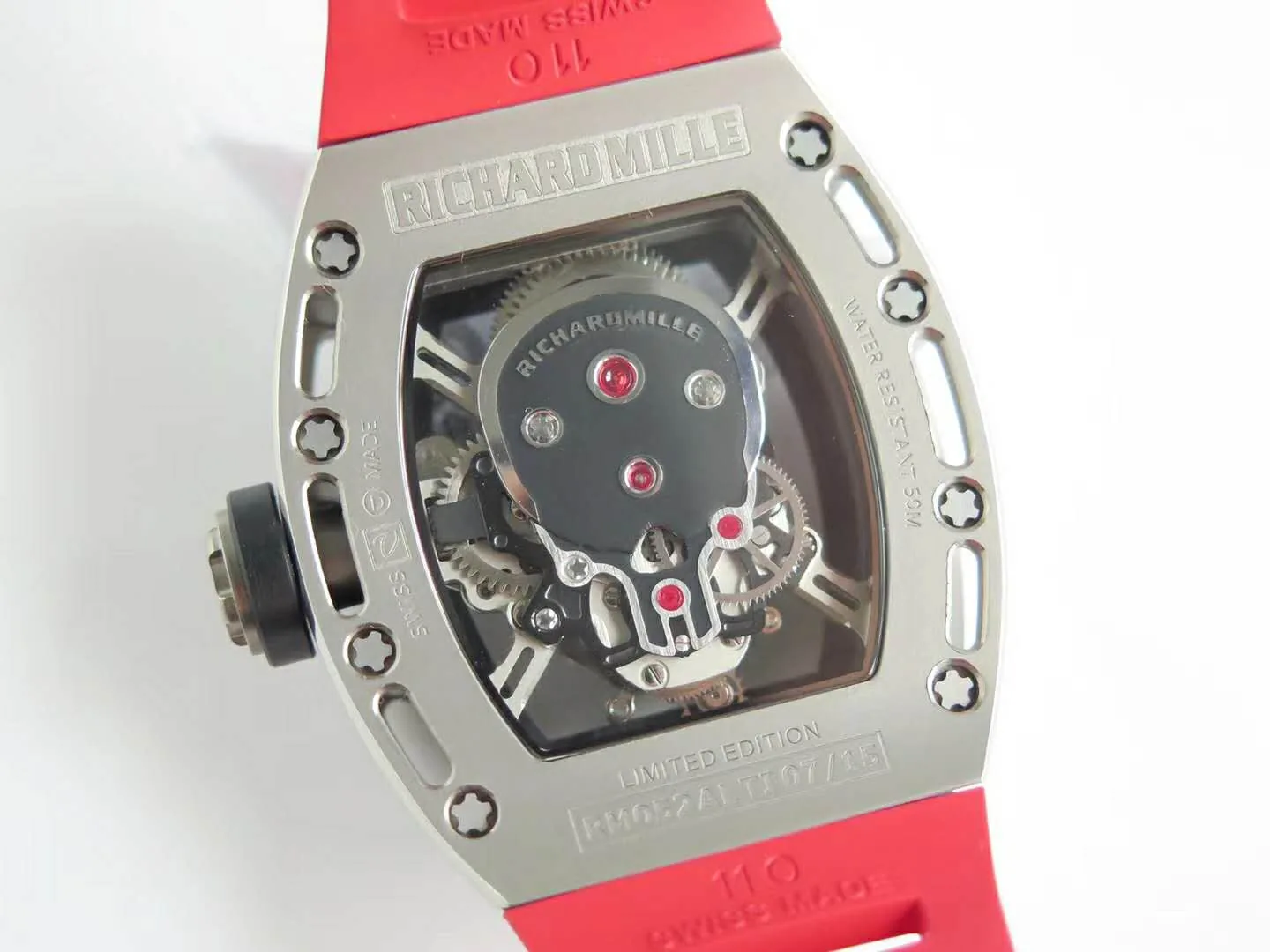 RM 052-01 Tourbillon Skull in Titan am roten Kautschukarmband – Bild 8