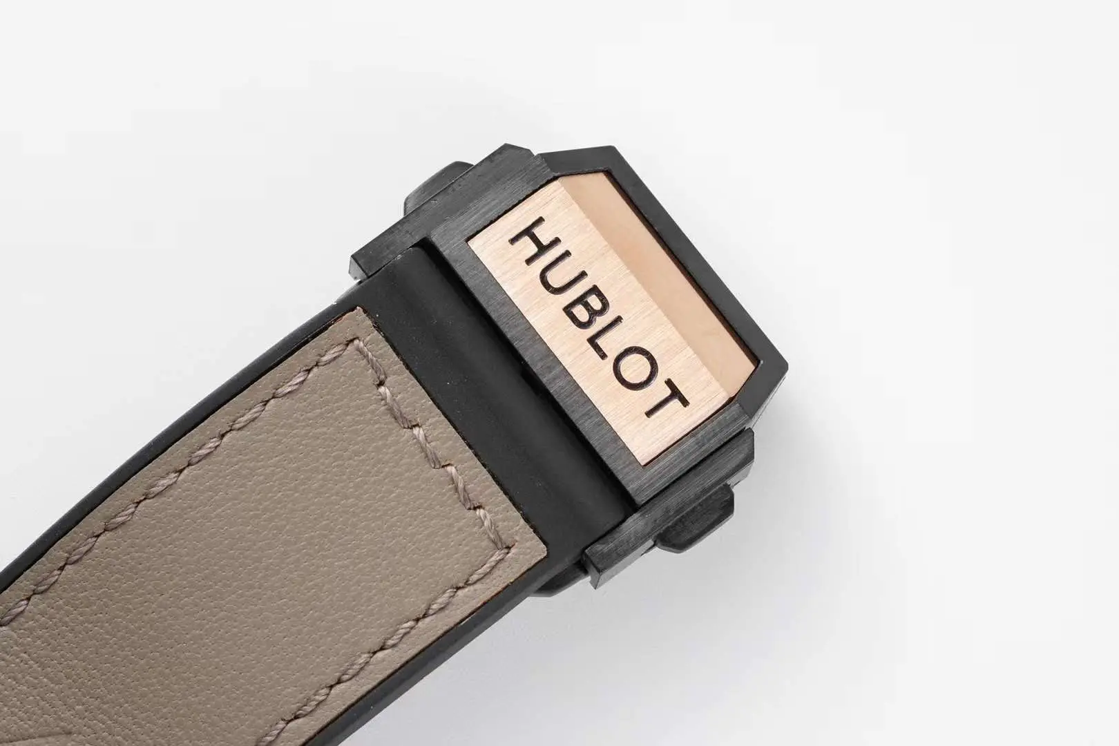 Big Bang Unico Sang Bleu in Roségold mit Diamantlünette am braunen Lederarmband – Bild 7