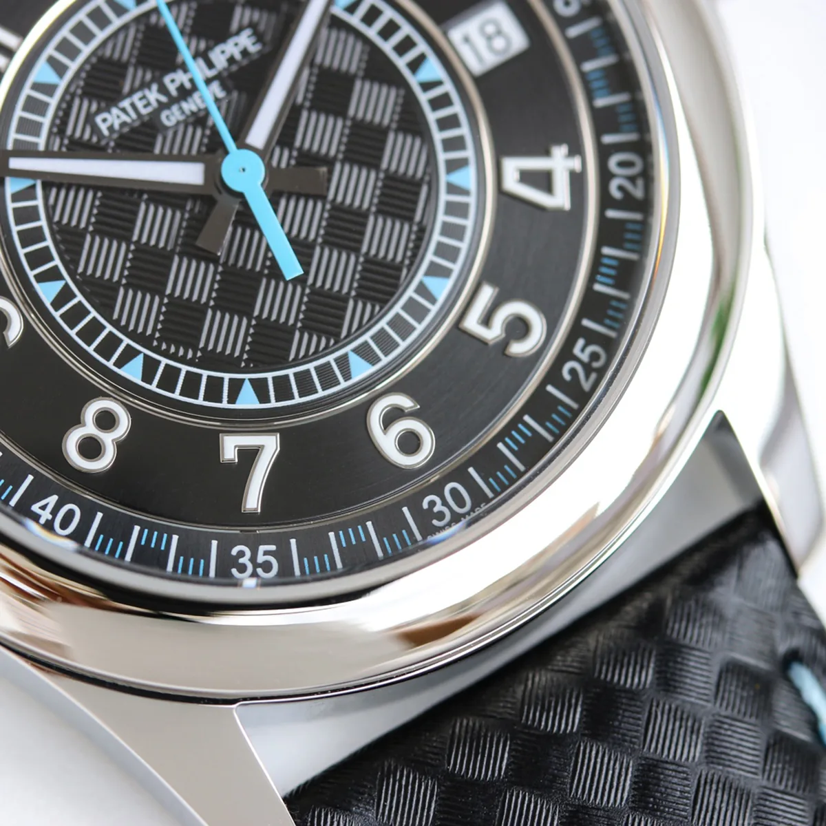 Calatrava 6007G-001 cadran noir bleu ciel en or blanc – Image 6