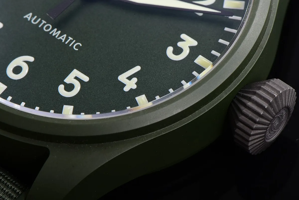 Big Pilot’s Watch 43 IW329802 Top Gun Edition Woodland am Camouflage-Armband – Bild 5