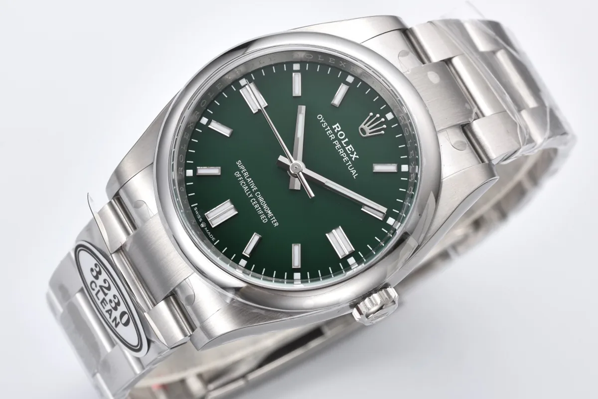 Oyster Perpetual 36mm cadran vert 126000 – Image 3