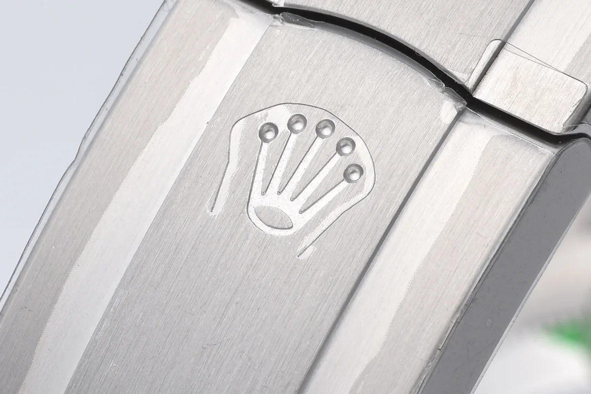Oyster Perpetual 41mm silbernes Zifferblatt 124300 – Bild 8