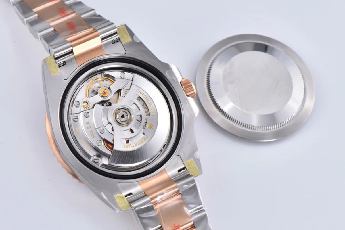 GMT Master II 126715 CHNR Clean Factory „Rootbeer“ in Roségold und Stahl – Bild 15