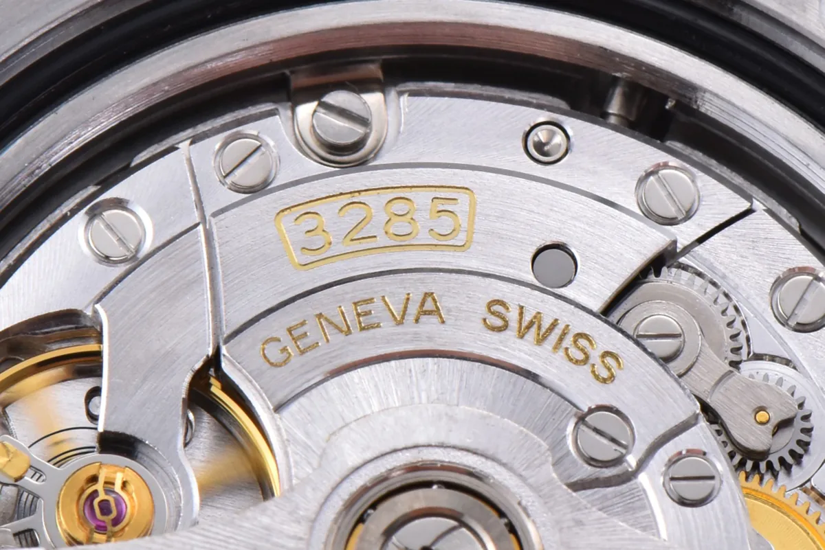GMT Master II 126715 CHNR Clean Factory „Rootbeer“ in Roségold und Stahl – Bild 12