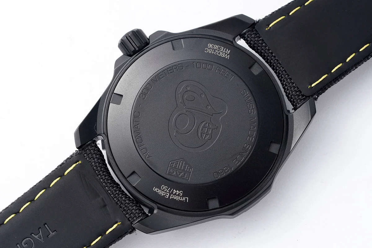 Aquaracer Calibre 5 Carbon Dial with Yellow Tachymeter