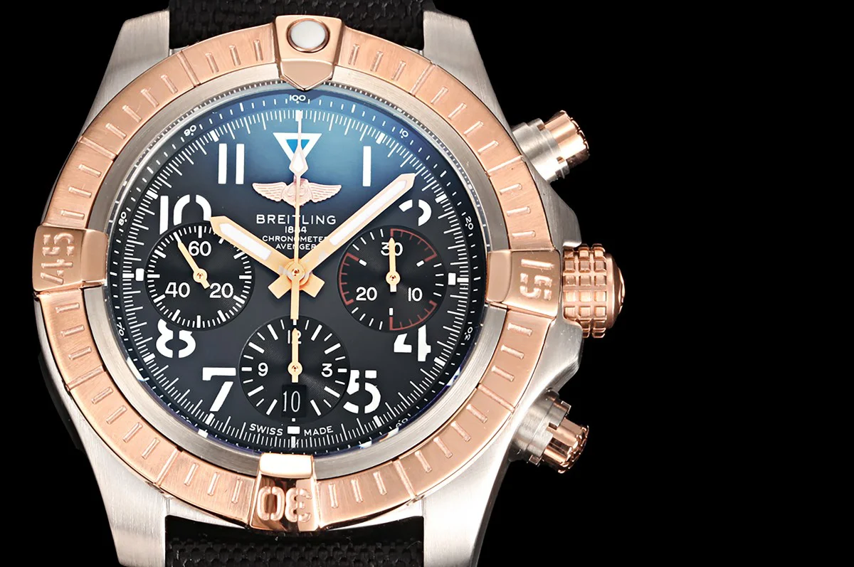 Avenger B01 Chronograph 45 Black Dial in Steel/Rose Gold