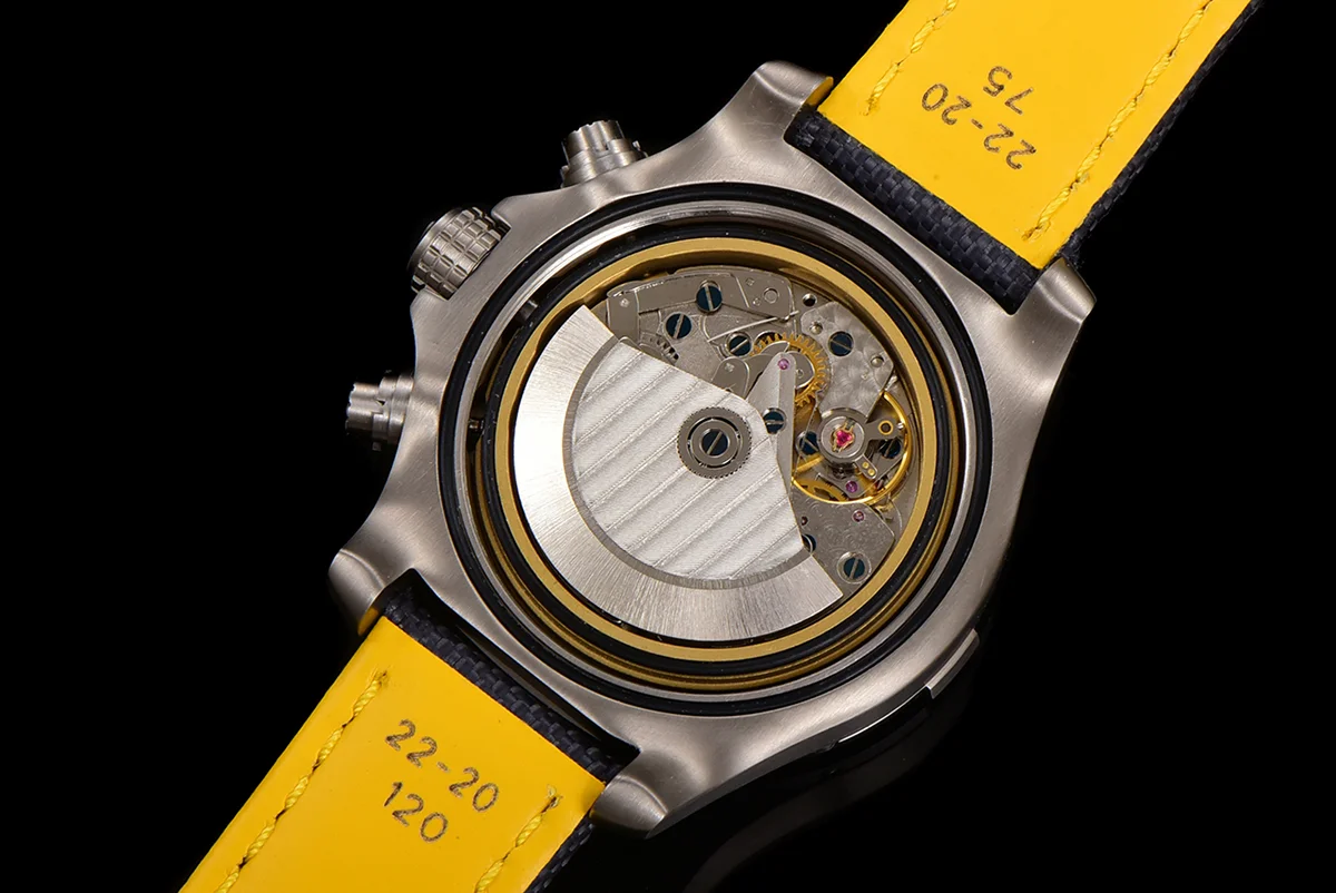 Avenger Bandit Black Dial in Titanium