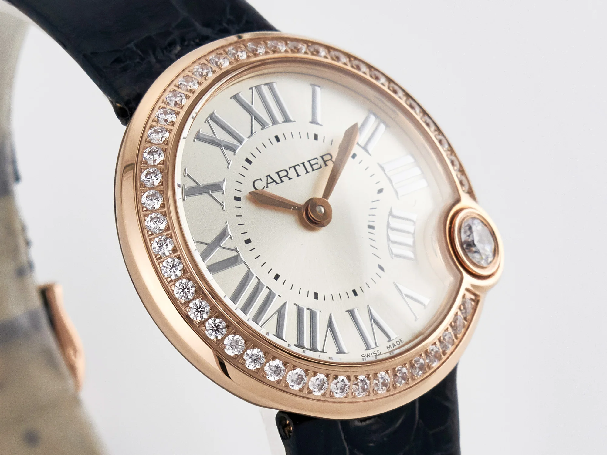 Ballon Blanc De Cartier 30mm RG DRF 1:1 Best Edition Silvered Texture Dial Diamonds Bezel on Black Leather Strap Ronda Quartz