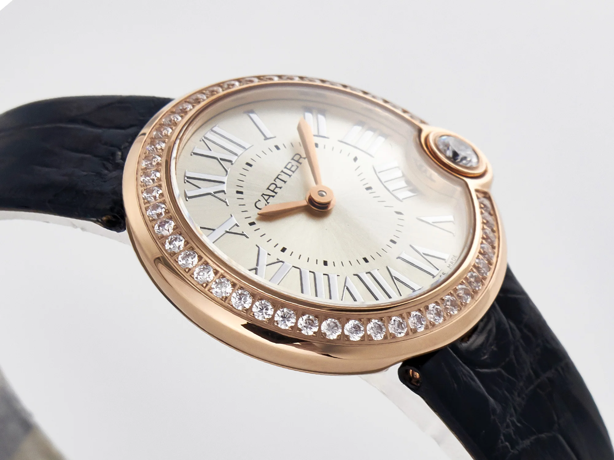 Ballon Blanc De Cartier 30mm RG DRF 1:1 Best Edition Silvered Texture Dial Diamonds Bezel on Black Leather Strap Ronda Quartz