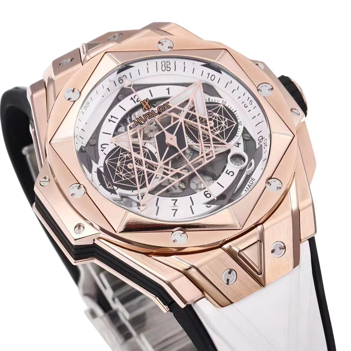 Big Bang Sang Bleu II White Dial in Rose Gold