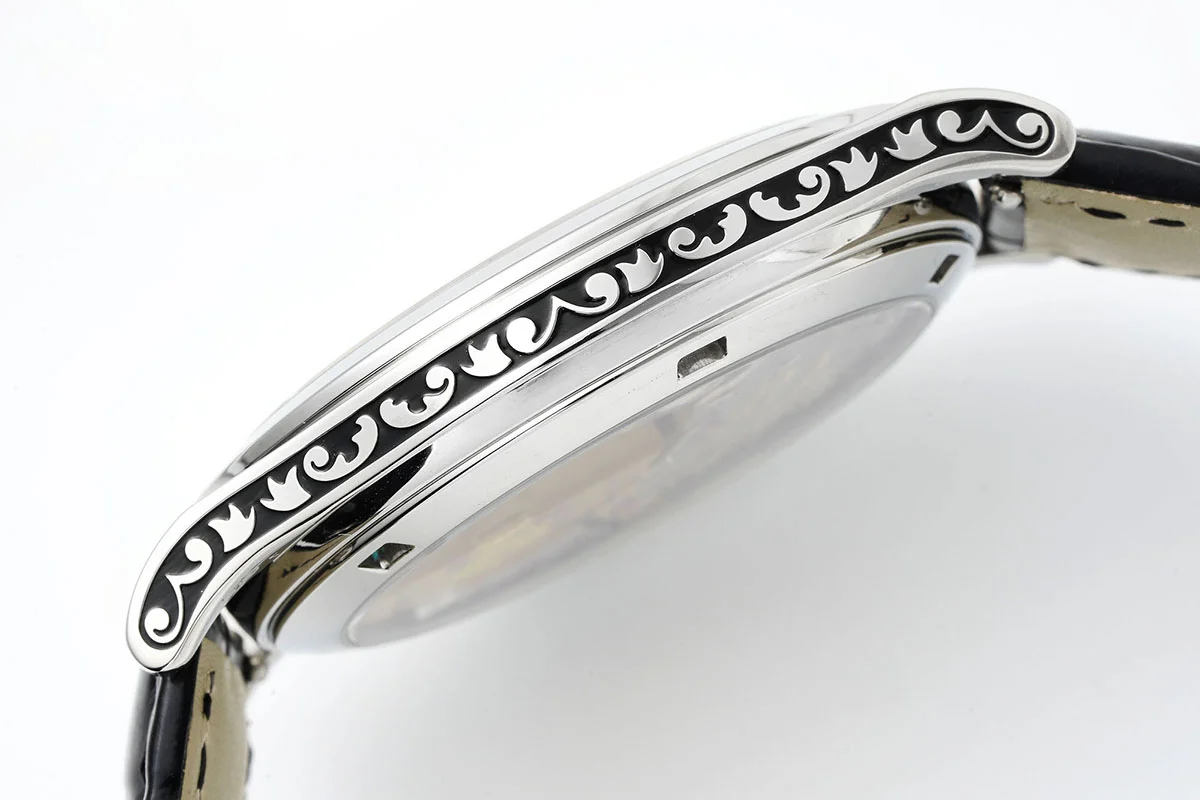 Calatrava 5088 Handengraved Black Dial in Platinum