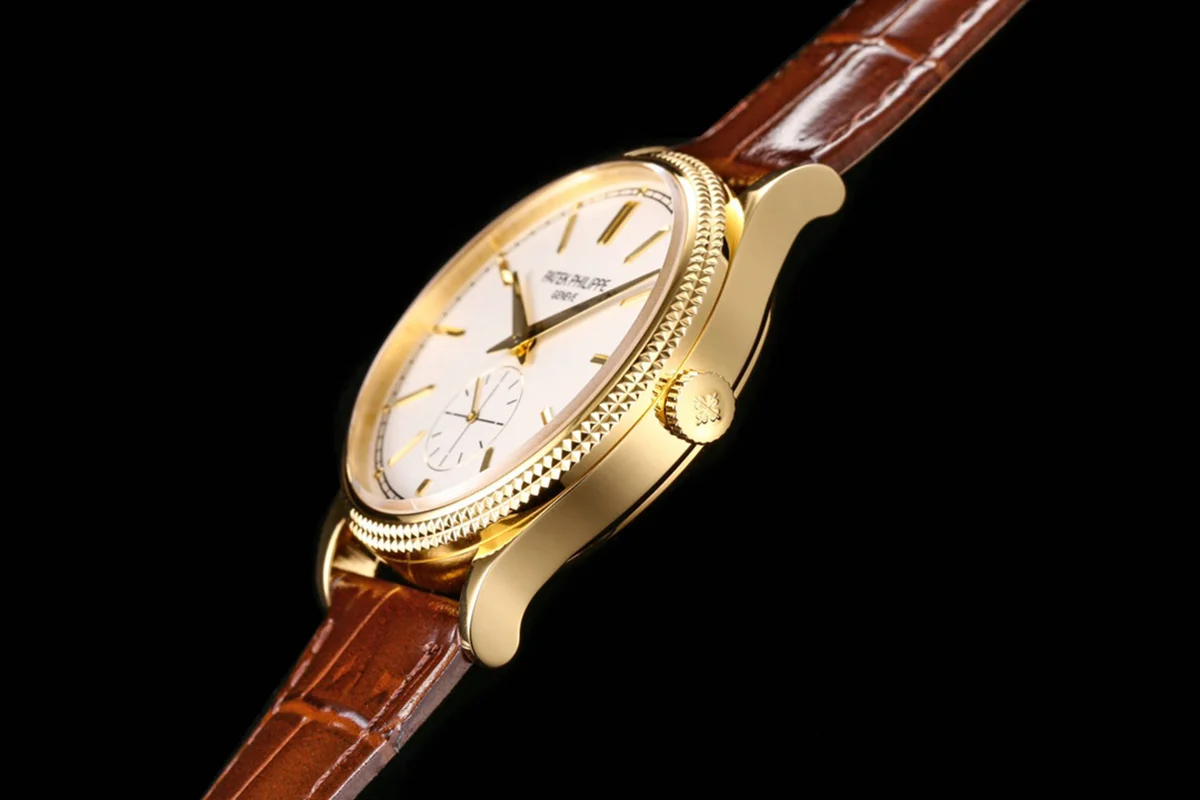 Calatrava 6119R White Dial in Yellow Gold