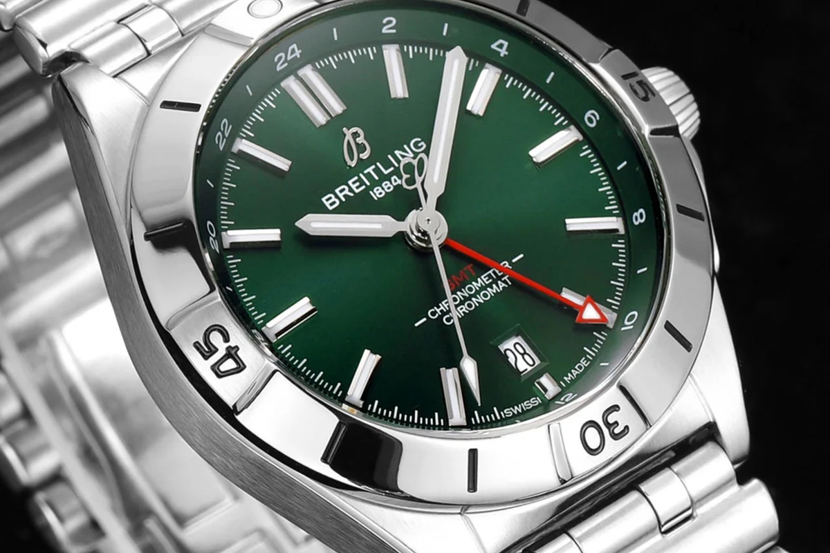 Chronomat Automatic GMT 40 Green Dial Ref. A32398101L1A1