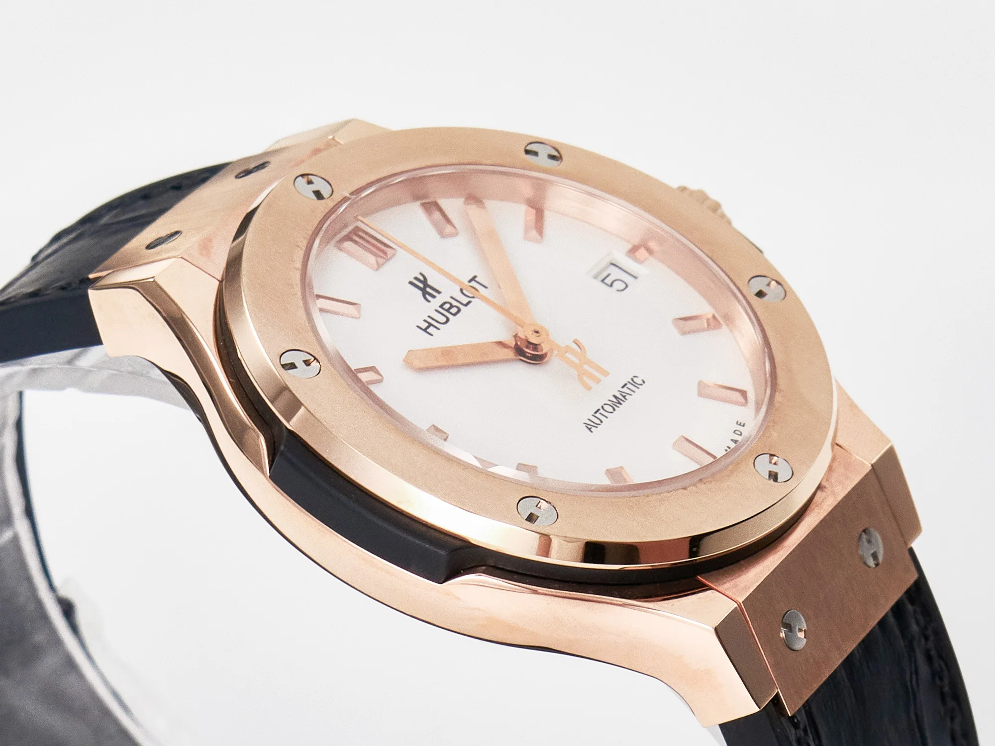 Classic Fusion 38mm RG JJF 1:1 Best Edition White Dial on Black Gummy Leather Strap