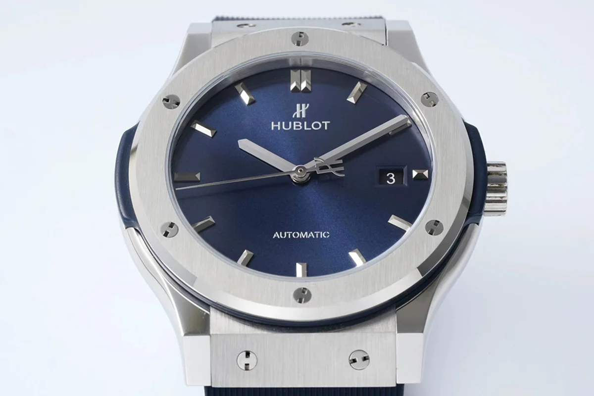 Classic Fusion Automatic 42mm Blue Dial on Rubber Strap