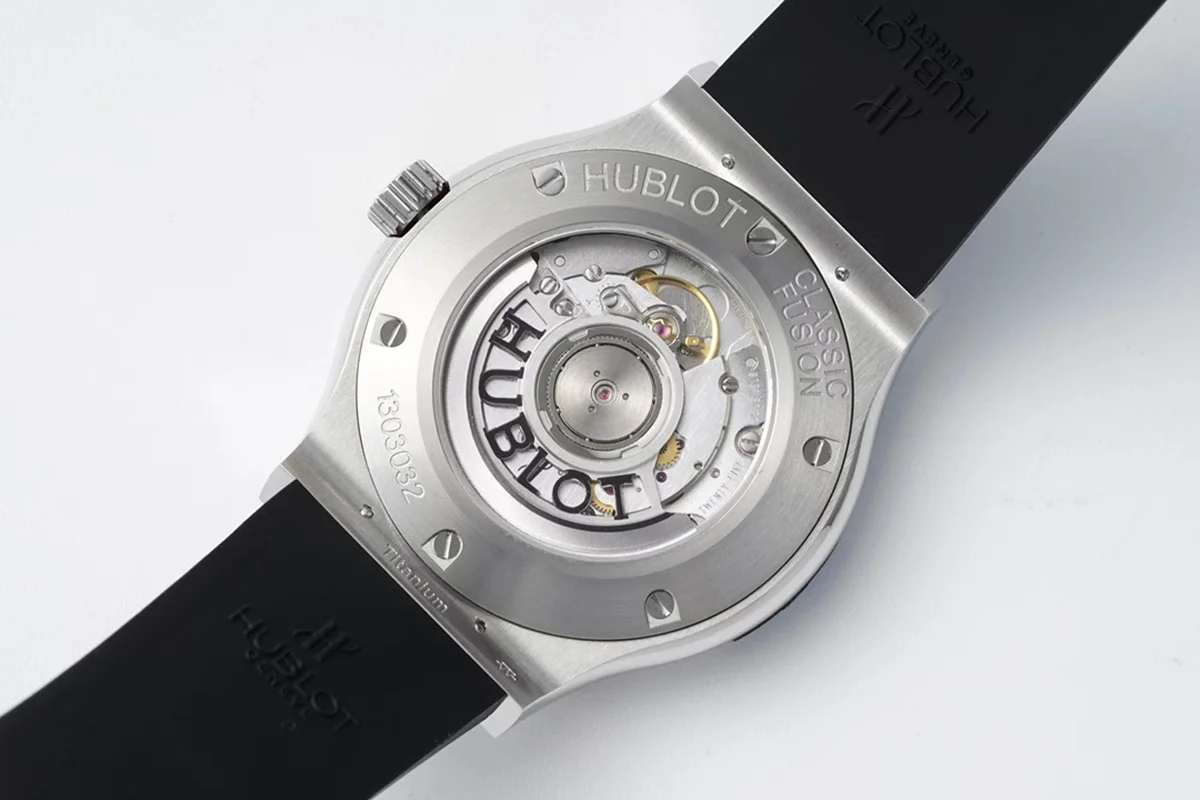 Classic Fusion Automatic 42mm Grey Dial on Rubber Strap