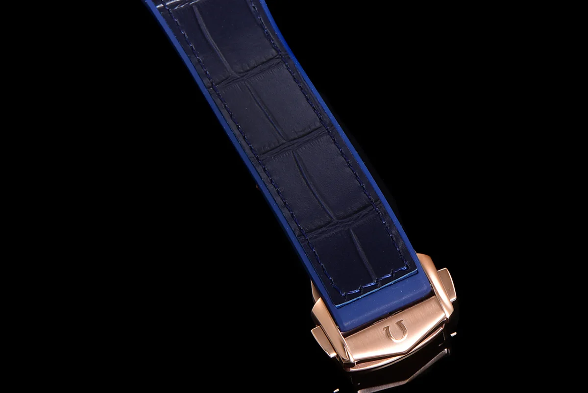 Constellation Co-Axial Master Chronometer 41mm Blue Dial in Rose Gold