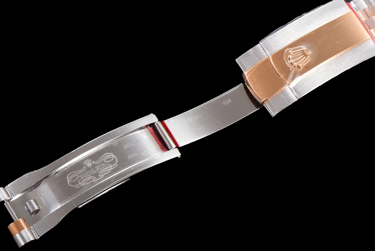 Datejust 36 126231 Silver Motif Dial with Stick Marker in Steel/Rose Gold in Jubilee