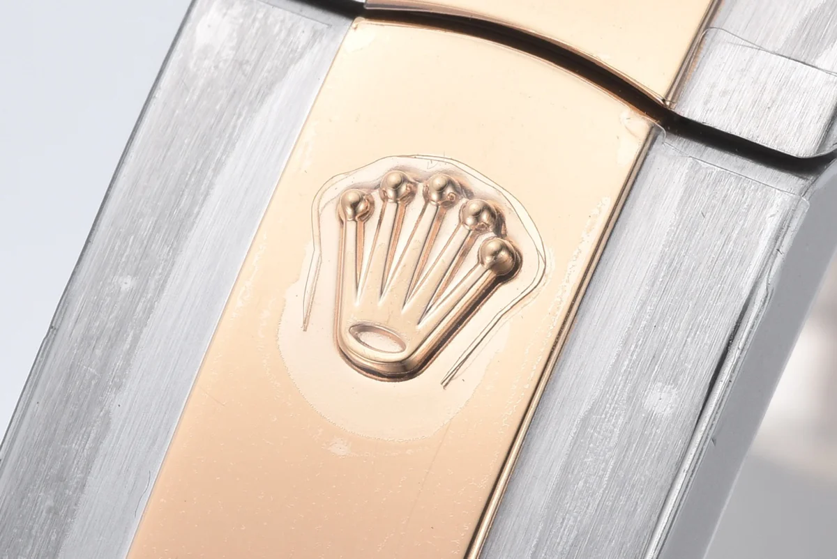 Datejust 41 126331 Chocolate Dial Stick Markers in EveroseSteel on Jubilee Bracelet