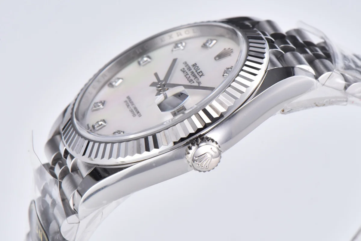 Datejust 41 126334 MOP Dial Diamond Markers on Jubilee Bracelet
