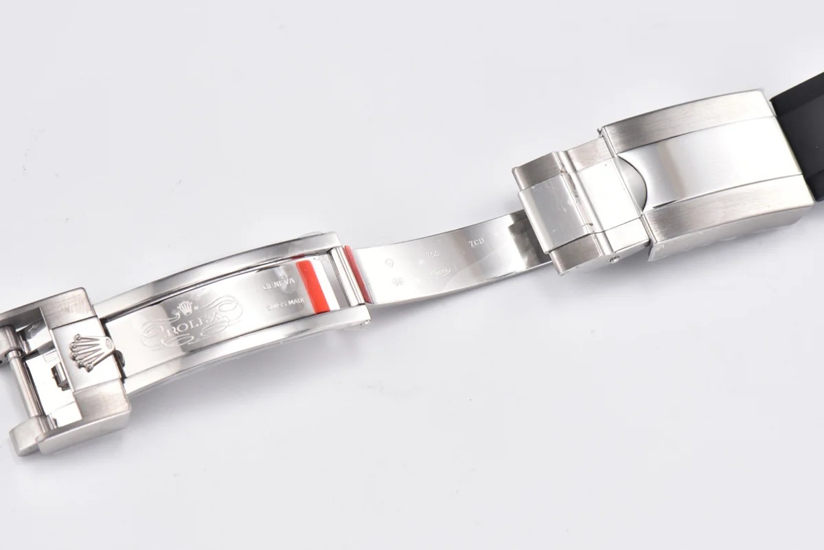 Daytona 116519 Slate Grey Dial in White Gold on Rubber Strap