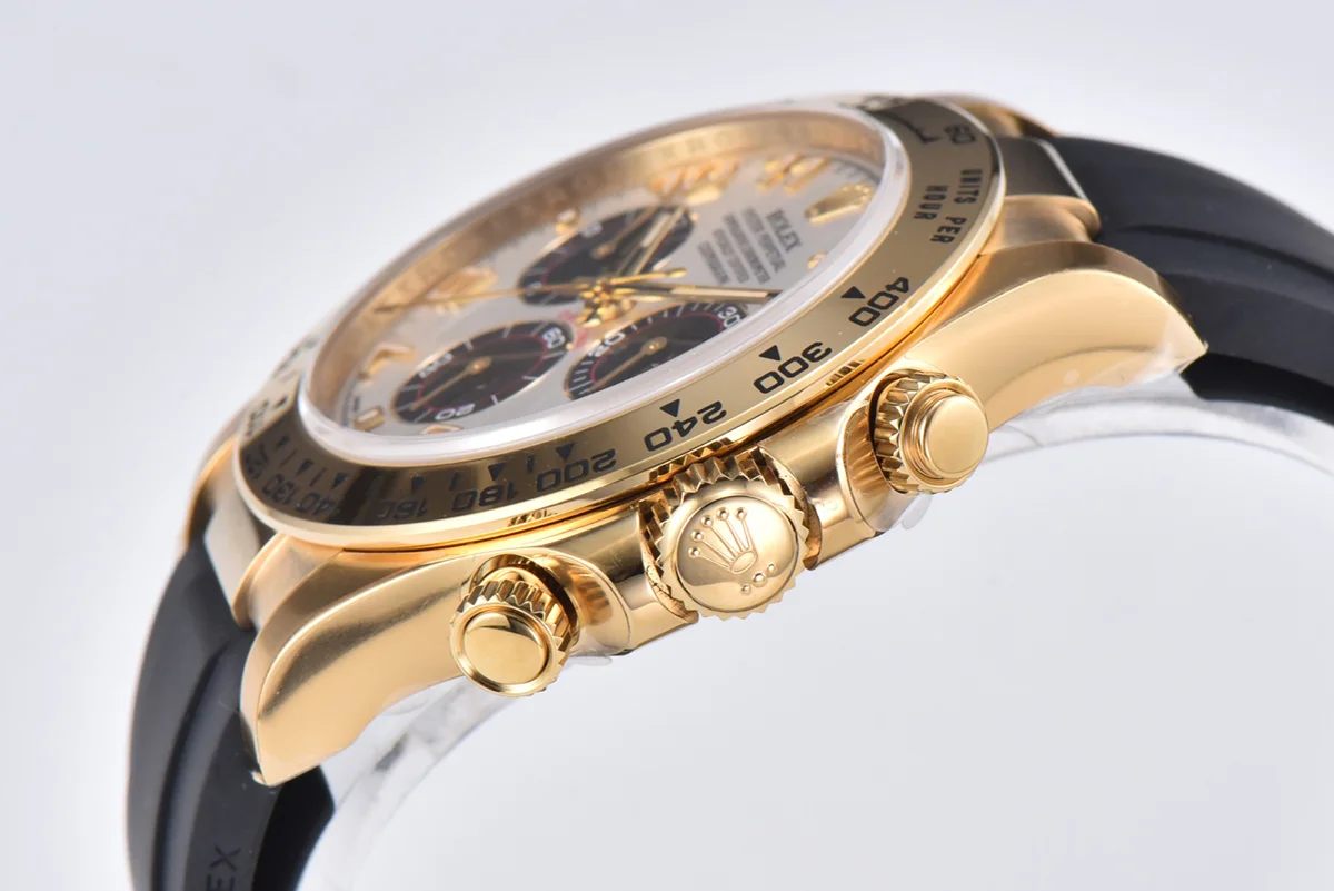 Daytona 116519 White Dial in Yellow Gold on Rubber Strap