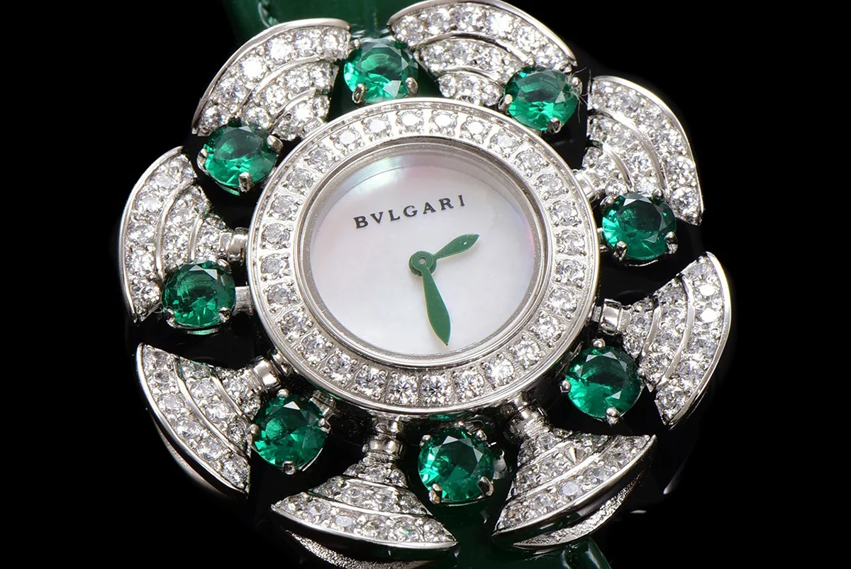 Diva’s Dream Jewellery Watch Diamond Paved Dial in White Gold on Green Leather Strap